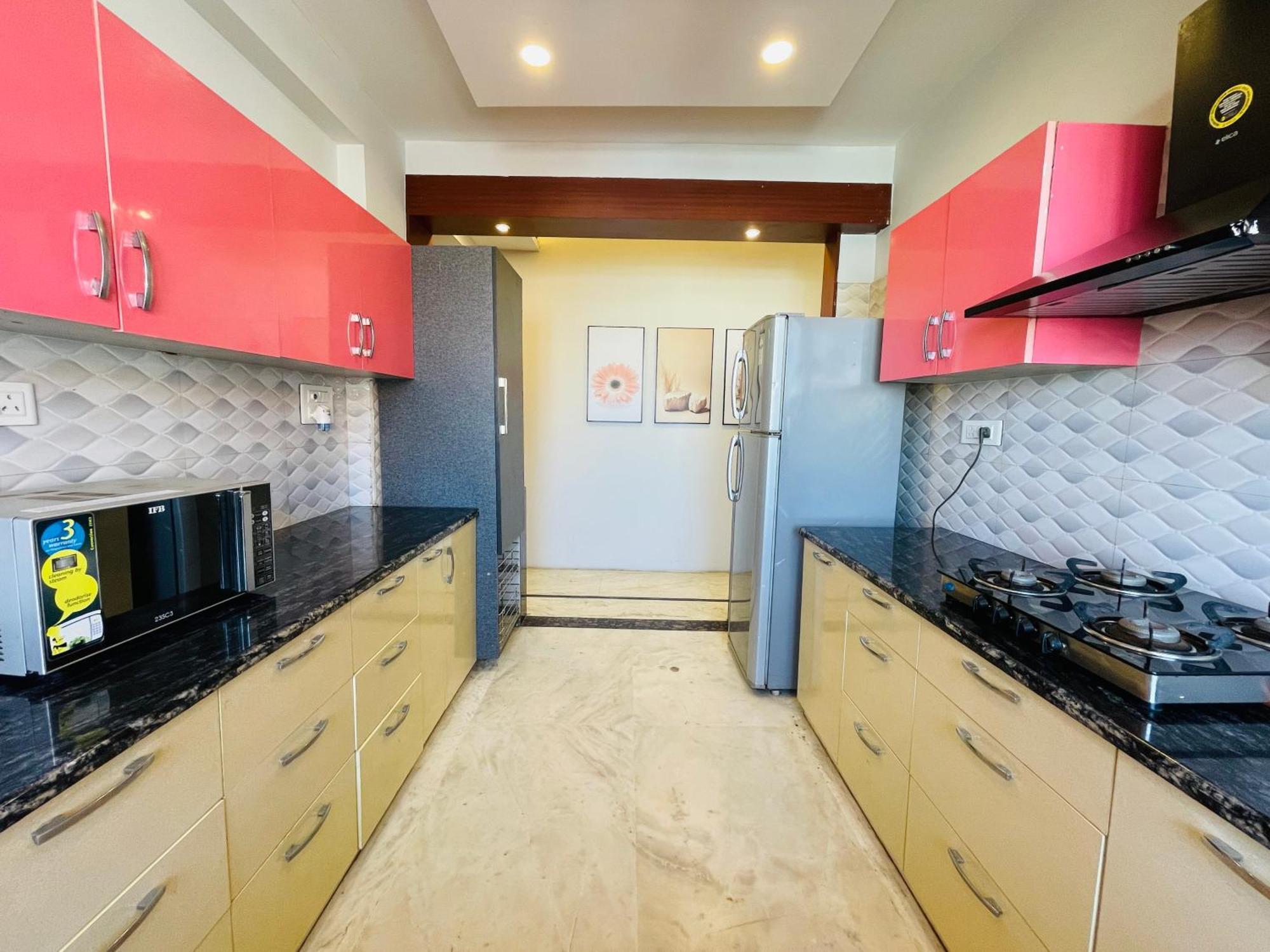 Bedchambers Medicity Serviced Apartments In Гургаон Экстерьер фото
