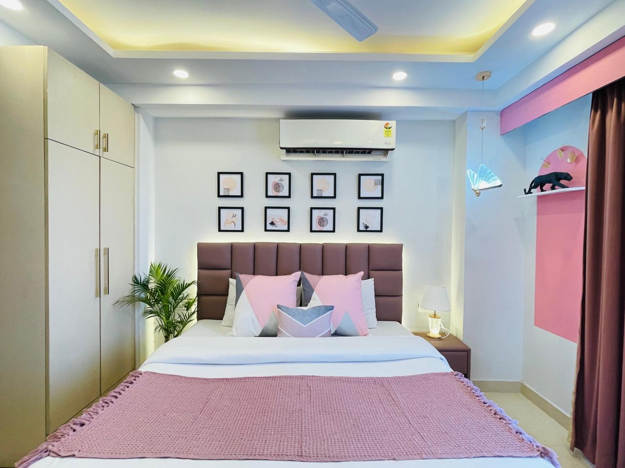 Bedchambers Medicity Serviced Apartments In Гургаон Экстерьер фото
